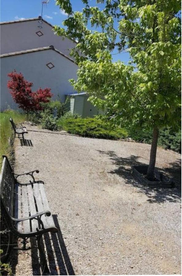 Logement Avec Piscine, Classe 3 Etoiles, De 42 M2 Tout Confort Au Calme Pour Un Couple Cahuzac-sur-Vère Buitenkant foto